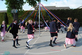Fairholme Preparatory School: May Day